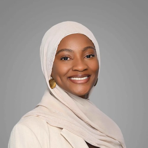 Finished professional headshot delivered by the RTW headshot lounge, example 5